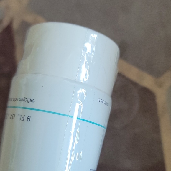 Proactiv Deep Cleansing Body Wash - Picture 3 of 5